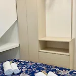 - Near And Town Center, Ground Floor With Small Garden *