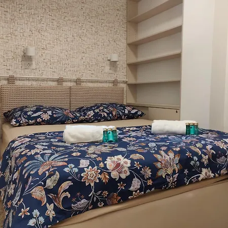 Apartment - Near And Town Center, Ground Floor With Small Garden Omis